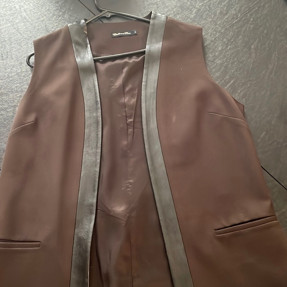 This vest is very nice look